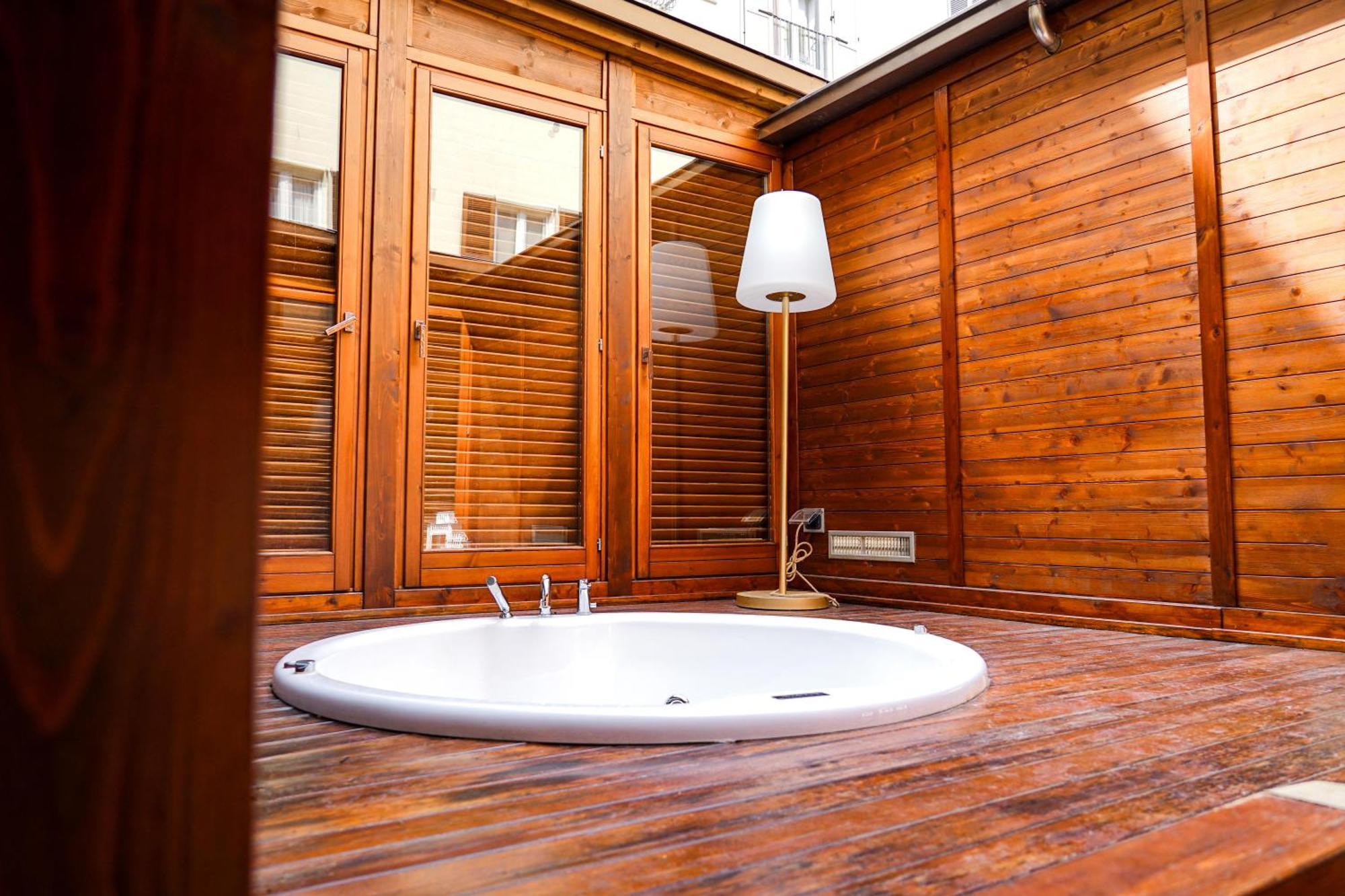 The Unique Hotel Milan Bagian luar foto