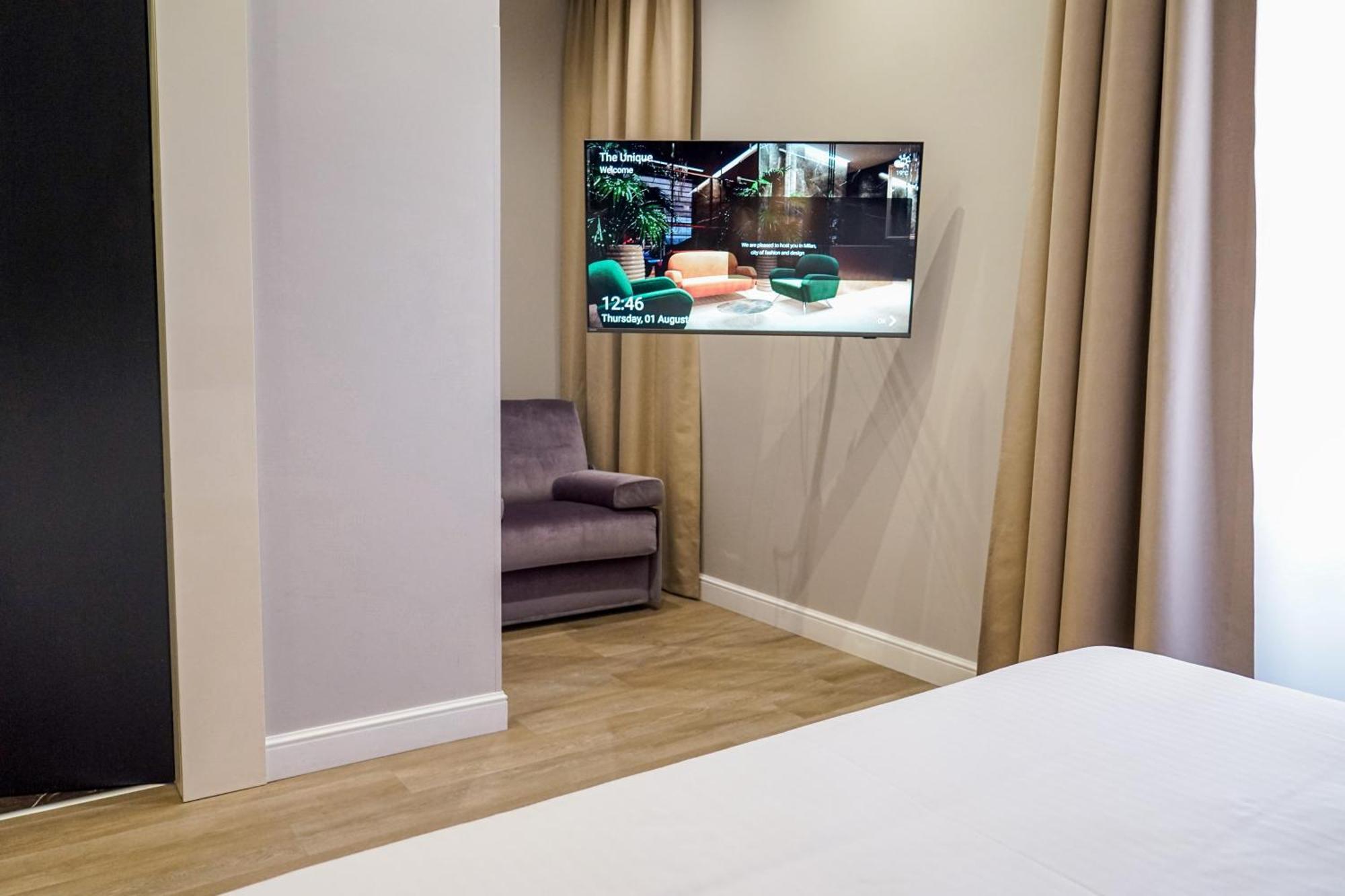 The Unique Hotel Milan Bagian luar foto
