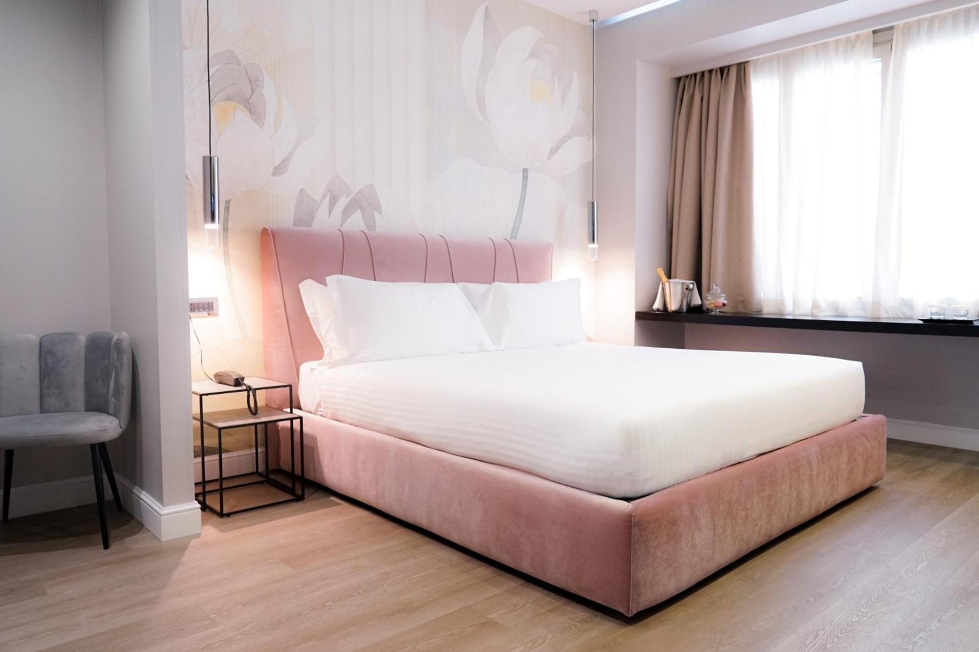 The Unique Hotel Milan Bagian luar foto