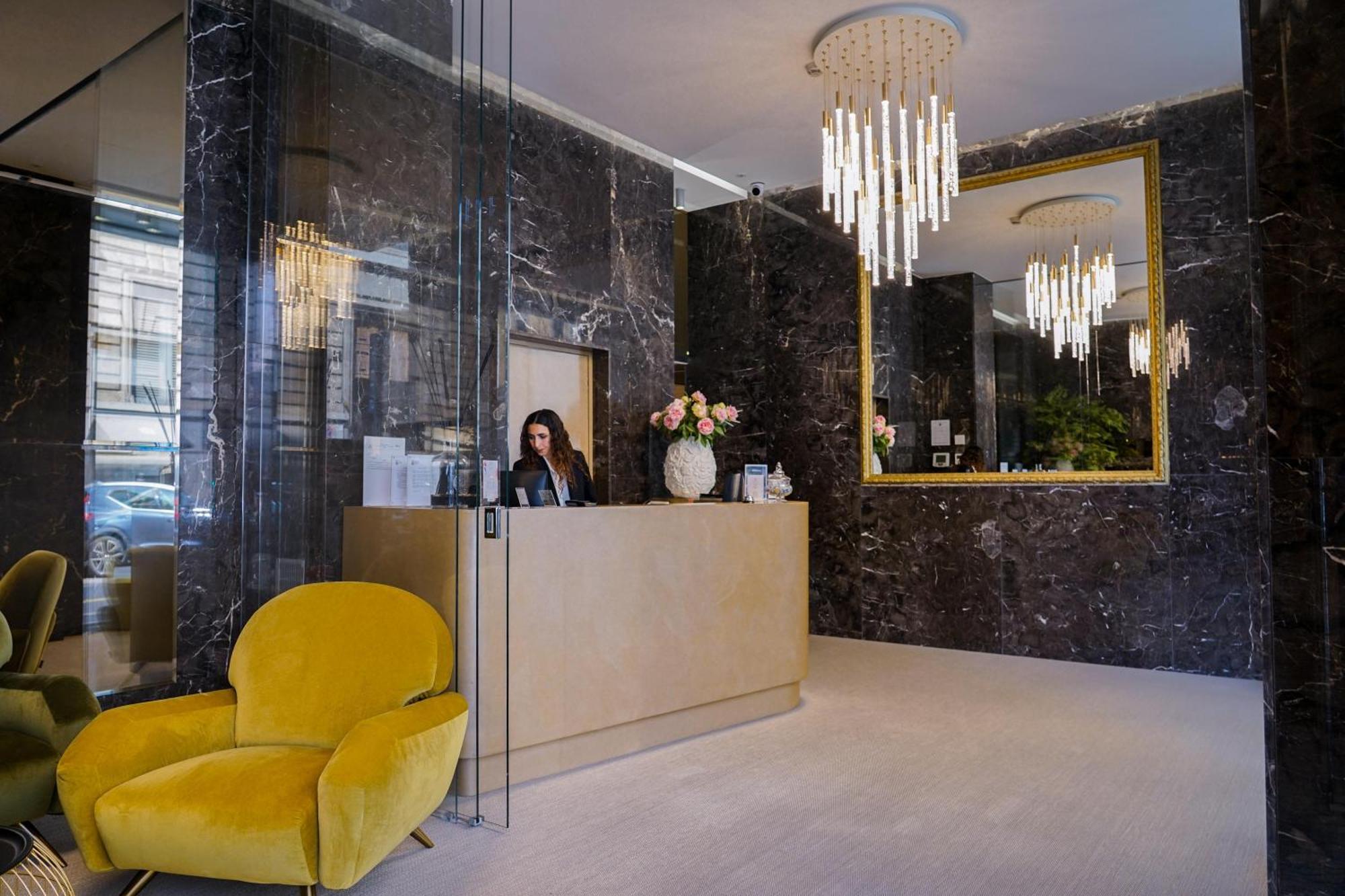 The Unique Hotel Milan Bagian luar foto